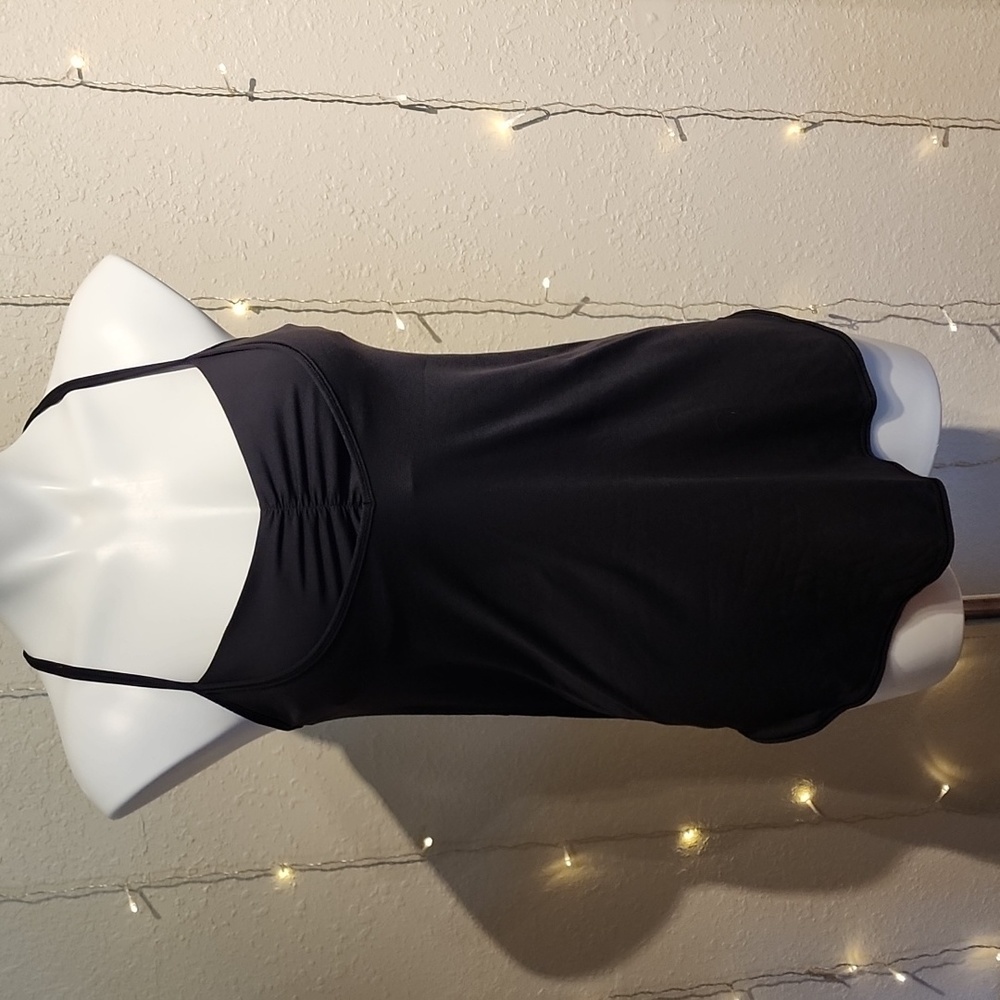 Lululemon 2 in 1 Racerback top size 10
